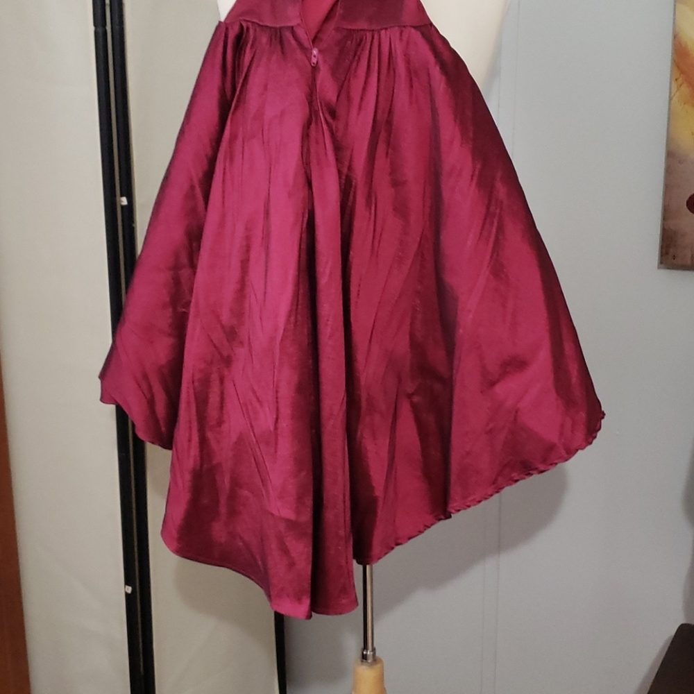 Dress - Picture 3 of 3
